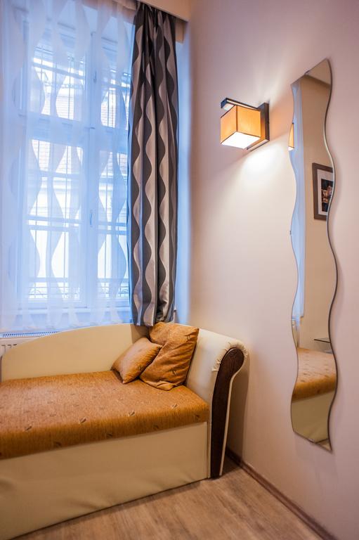 All In Apartman Budapest Chambre photo